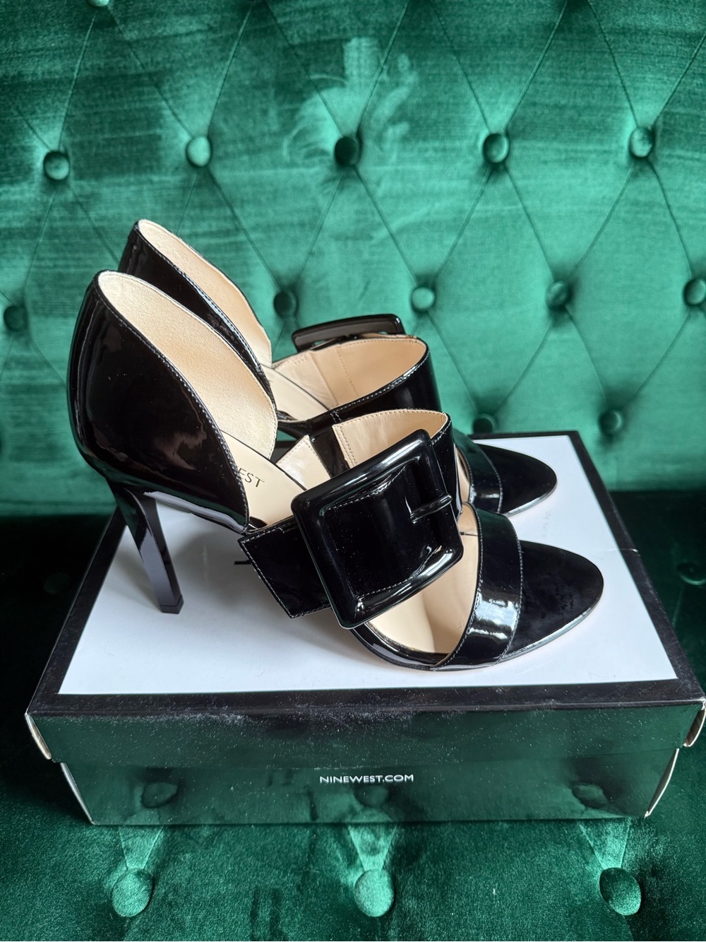 Nine West Langley Black Patent Oversized Buckle Heels NIB Size 9.5